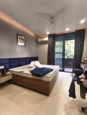 Bedroom in 3 BHK Builder Floor at Sushant Lok Iii – for Rent