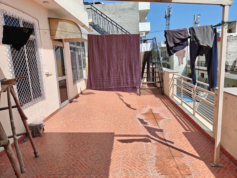 Balcony, ambala highway 2 Bedroom 990 Sq.Ft. Builder Floor In Ambala Highway Zirakpur 10329782