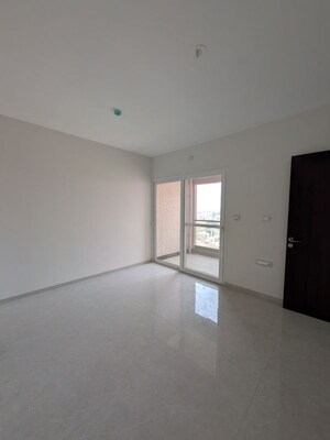 Room in 3 BHK Apartment at PK Hillcrest, Pimple Saudagar – for Rent