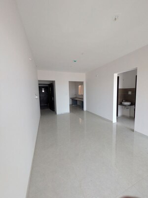 Room in 3 BHK Apartment at PK Hillcrest, Pimple Saudagar – for Rent