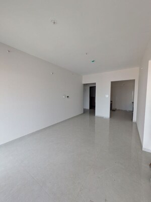 Room in 3 BHK Apartment at PK Hillcrest, Pimple Saudagar – for Rent