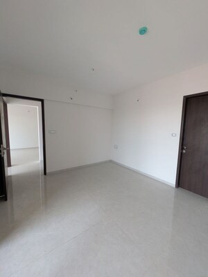 Room in 3 BHK Apartment at PK Hillcrest, Pimple Saudagar – for Rent