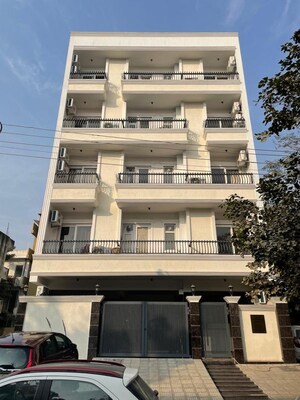1 BHK Builder Floor For Rent in Sector 28