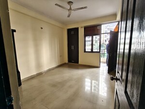 Room in 3 BHK Apartment at LandCraft River Heights, Raj Nagar Extension – for Rent