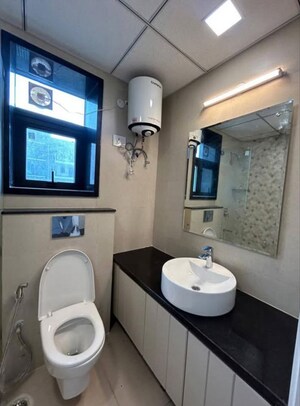 Bathroom in 3 BHK Apartment at Signature Global City 63A, Sector 63a – for Rent