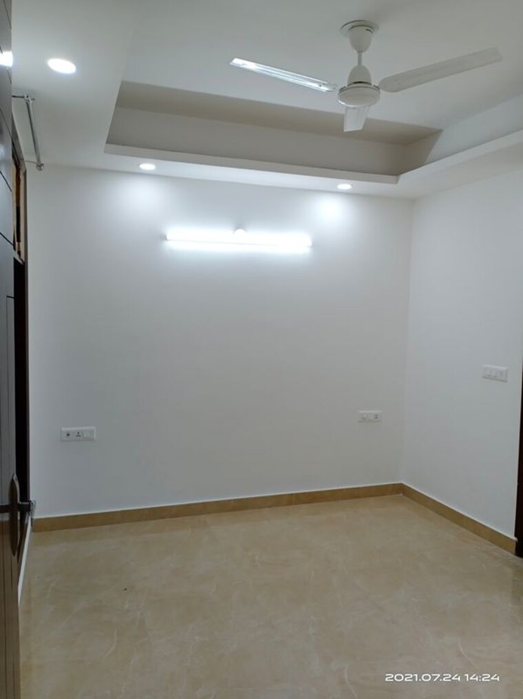 Room, nangal dewat 3 Bedroom 1200 Sq.Ft. Builder Floor In Nangal Dewat Delhi 10329826