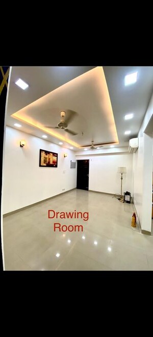 Team Area in 2.5 BHK Apartment at Supertech Cape Town, Sector 74 – for Rent