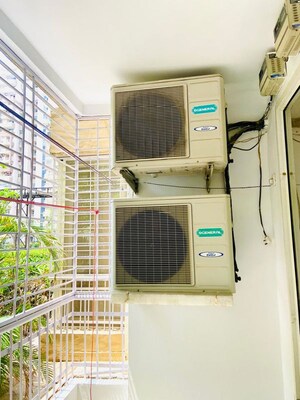 Furnished Amenities in 2.5 BHK Apartment at Supertech Cape Town, Sector 74 – for Rent