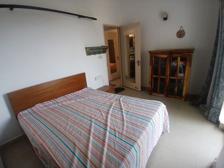 Bedroom, dlf-regency-park-i 2 Bedroom 1105 Sq.Ft. Apartment In Dlf Phase iv Gurgaon 10329859