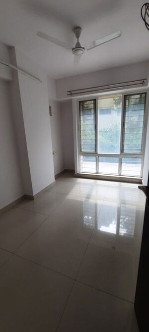 Room in 2.5 BHK Apartment at Ahura The Latitude, Nibm – for Sale