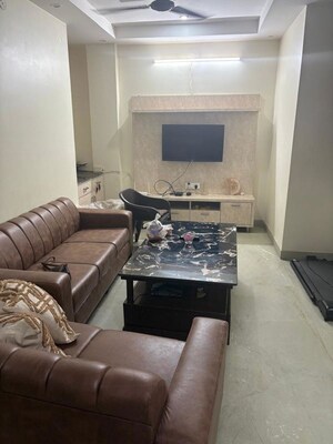 Team Area in 1 BHK Builder Floor at Sector 44 – for Rent