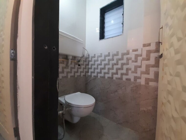 Bathroom, goregaon west 1 Bedroom 322 Sq.Ft. Apartment In Goregaon West Mumbai 10329923