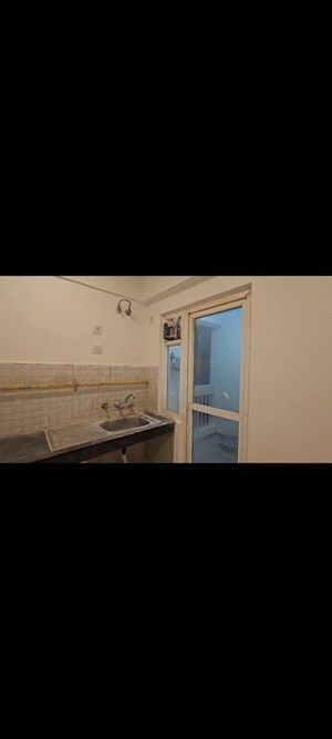 Room in 3 BHK Apartment at Amrapali Leisure Valley – for Sale