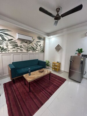 Living Room in 1 BHK Builder Floor at Sector 44 – for Rent