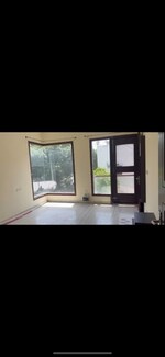 3 BHK 2250 Sq.Ft. Builder Floor in Sector 21