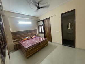 Bedroom in 1 BHK Builder Floor at Sector 52 – for Rent