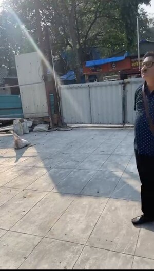 Parking in  Shop at Anand Bhuvan Matunga, Matunga West – for Sale