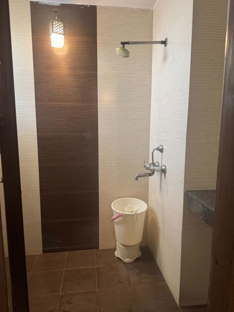 Bathroom, rwa-apartments-sector-51 3 Bedroom 1725 Sq.Ft. Apartment In Sector 51 Noida 10329563