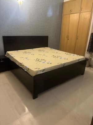 Bedroom in 3 BHK Apartment at RWA Apartments Sector 51, Sector 51 – for Rent