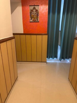 Room in 3 BHK Apartment at RWA Apartments Sector 51, Sector 51 – for Rent