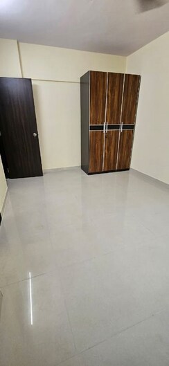 1 BHK Apartment For Rent in Shree Shivdham CHS