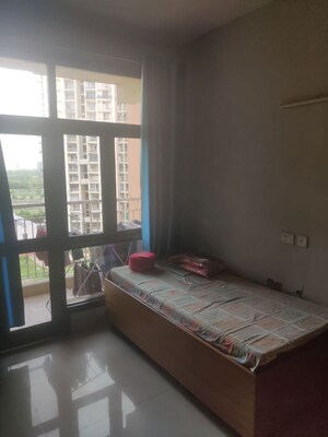 Bedroom in 3.5 BHK Apartment at Supreme Towers, Sector 99 – for Rent