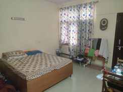 3.5 BHK + Servant Room Apartment For Rent in Supreme Towers