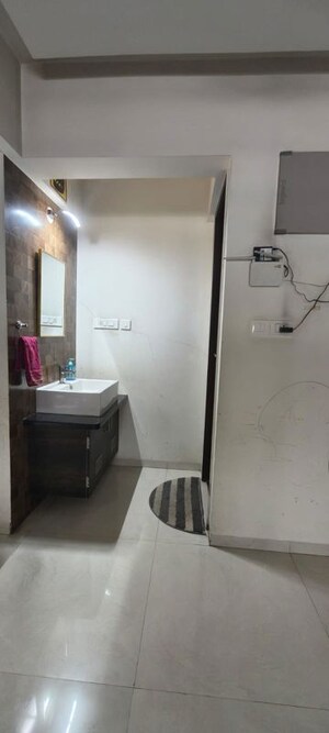 Furnished Amenities in 2 BHK Apartment at Balewadi – for Rent