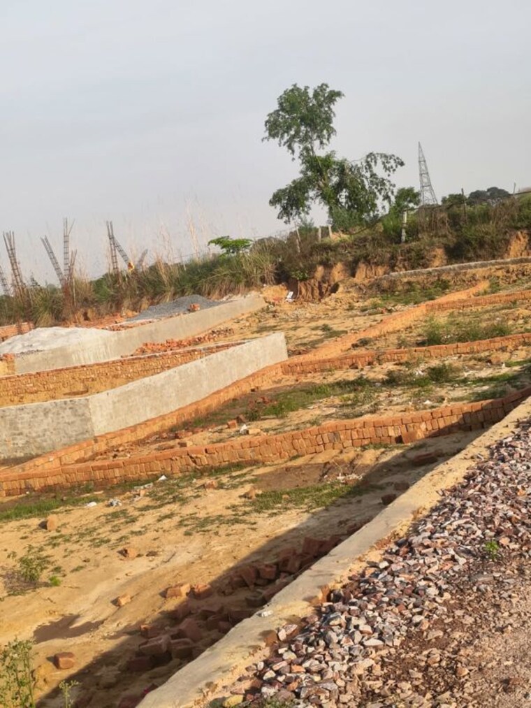 undefined, palm-green  45 Sq.Yd. Plot In Bhanauta Greater Noida 10330087