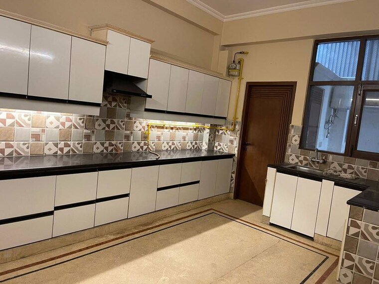 Kitchen, sector 50 6 Bedroom 162 Sq.Mt. Independent House In Sector 50 Noida 10330089