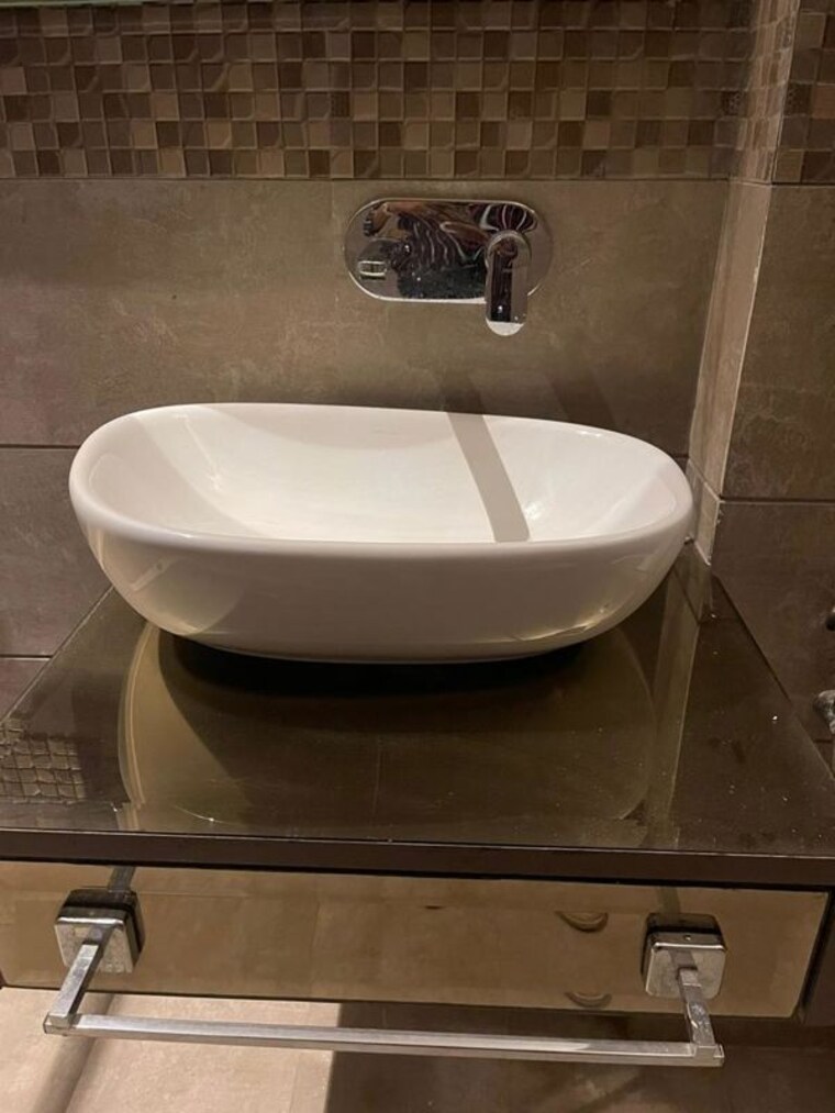Bathroom, sector 50 6 Bedroom 162 Sq.Mt. Independent House In Sector 50 Noida 10330089