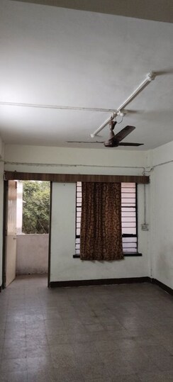 2 BHK + Servant Room Apartment For Rent in Shri Krishna Nagar CHS