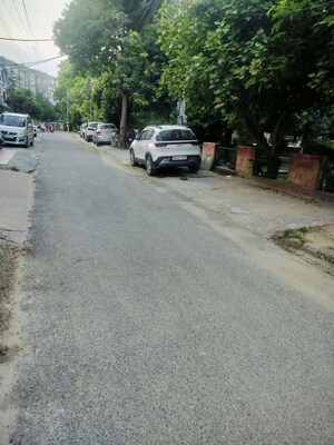 Parking in 1 BHK Builder Floor at Medi City – for Rent