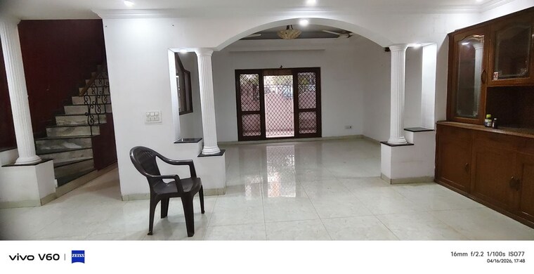 Room, rwa-apartments-sector-41 5 Bedroom 153 Sq.Mt. Independent House In Sector 41 Noida 10330107