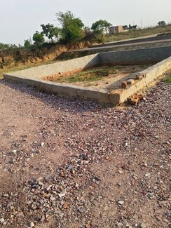Plot For Sale in Saini