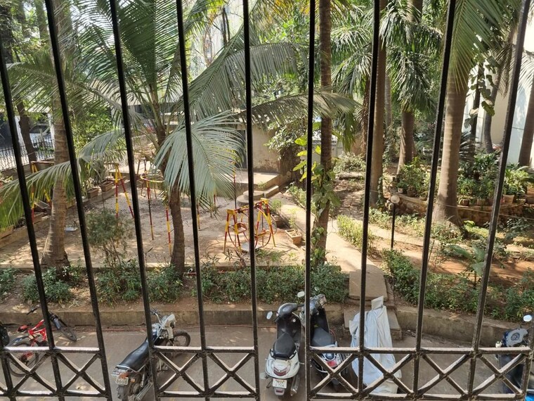 Balcony, mahavir-square 2 Bedroom 600 Sq.Ft. Apartment In Manpada Thane 10330186