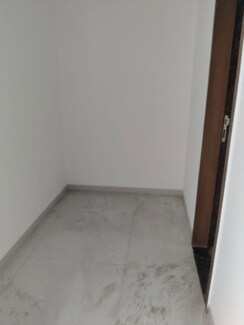 2 BHK + Servant Room Apartment For Rent in Majestique Signature Towers