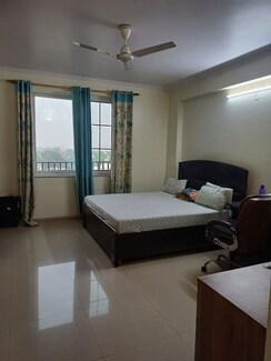 5 BHK Builder Floor For Rent in Nishat Ganj