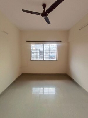Room in 2 BHK Apartment at Aishwaryam Ventures, Pimpri Chinchwad Pcmc – for Rent