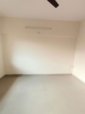 Room in 2 BHK Apartment at Aishwaryam Ventures, Pimpri Chinchwad Pcmc – for Rent