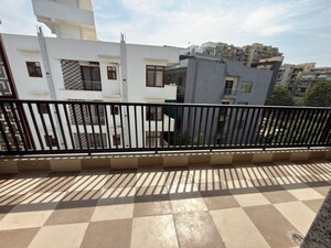 1 BHK Builder Floor – Exterior View View at Sector 52 - for Rent