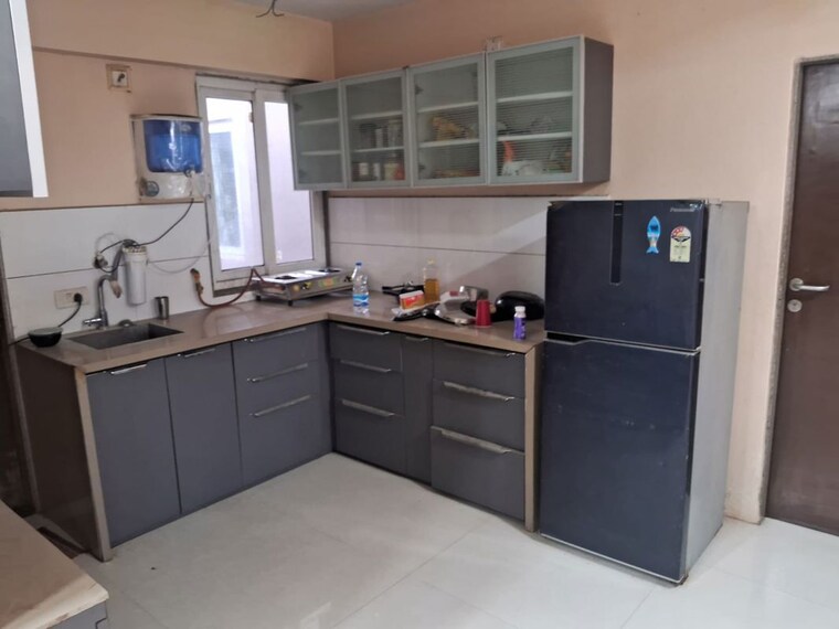 Kitchen, paldi 3 Bedroom 1840 Sq.Ft. Apartment In Paldi Ahmedabad 10330217