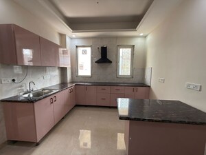 Kitchen in 1 BHK Builder Floor at Sector 52 – for Rent