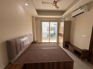 Kitchen in 1 BHK Builder Floor at Sector 52 – for Rent