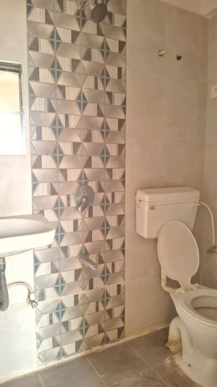 Bathroom, guru-atman 2 Bedroom 1000 Sq.Ft. Apartment In Ulwe Navi Mumbai 10330251