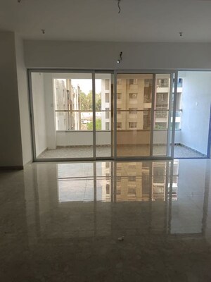 Room in 2 BHK Apartment at Aishwaryam Comfort Gold, Akurdi – for Rent