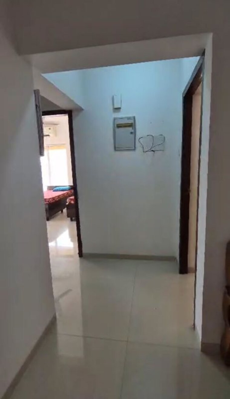 Bathroom, avant-hillway 2 Bedroom 762 Sq.Ft. Apartment In Goregaon East Mumbai 10330261