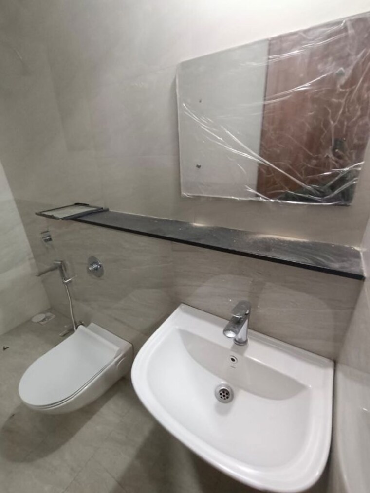 Bathroom, mantra-meraki 2 Bedroom 1100 Sq.Ft. Apartment In Akurdi Pune 10330272