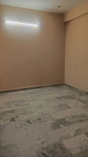 Room in 2 BHK Builder Floor at Indira Nagar – for Rent