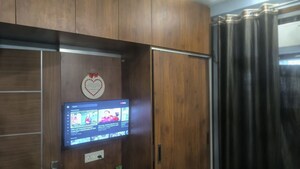 Furnished Amenities in 1 BHK Builder Floor at Chattarpur – for Rent